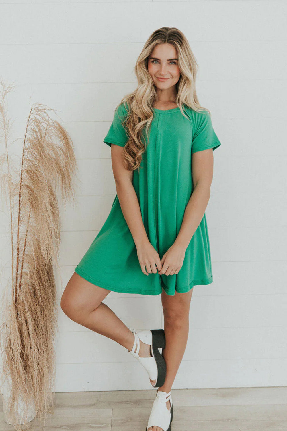 Bright Green Solid Color Short Sleeve Mini Dress